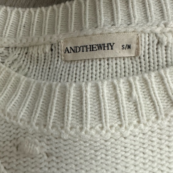 Off white sweater - Picture 2 of 3